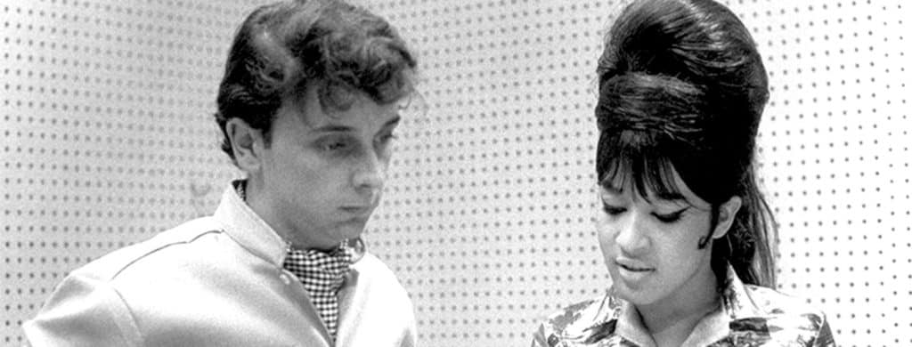 Ronnie Spector a partagé ce qu'elle trouvait "étrange" dans la maison de George Harrison.