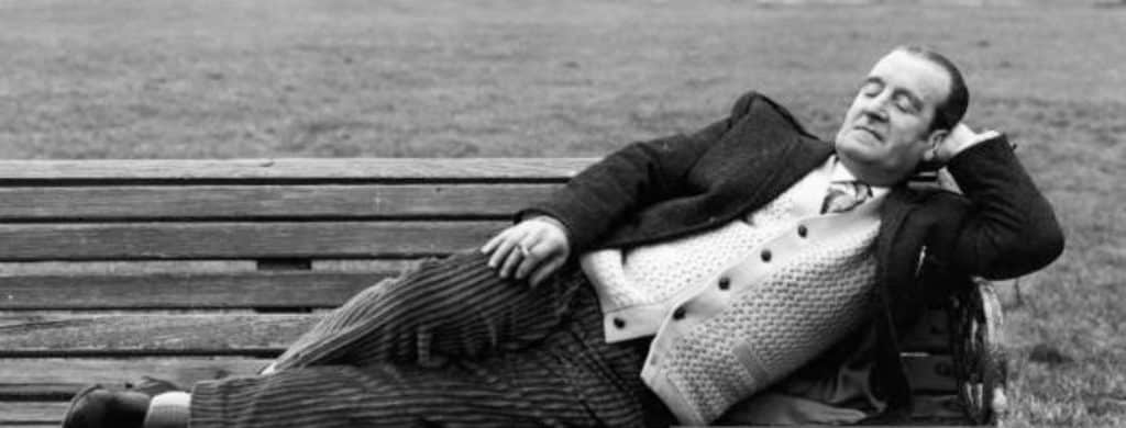 Le père de John Lennon a menti sur les trois mois qu'il a passés en prison pour vol.