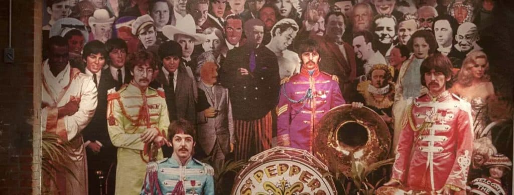 Le tableau qui a inspiré la couverture de l'album Sgt Pepper des Beatles a été vendu pour plus de 50 000 €.