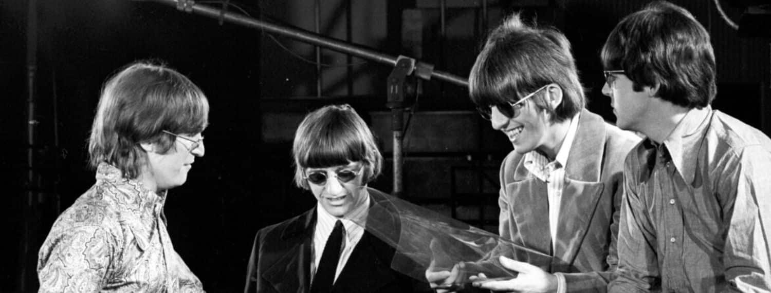 THE BEATLES "REVOLVER" EST NUMÉRO 1, 2, 7 ET 8 SUR AMAZON