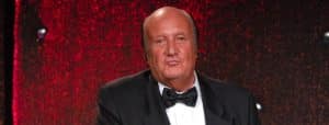 Les Monkees : Don Kirshner dit que les Beatles ont évolué en même temps que leurs fans.