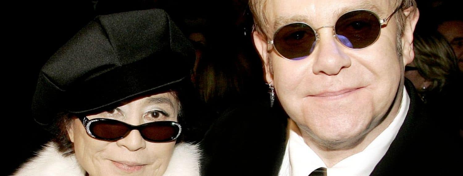 Comment un concert d'Elton John a sauvé la relation de John Lennon et Yoko Ono Comment un concert d'Elton John a sauvé la relation de John Lennon et Yoko Ono