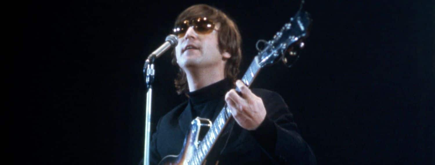 John Lennon s'est vanté du fait que la chanson "Rain" des Beatles a réalisé un tour d'enregistrement avant tout le monde.