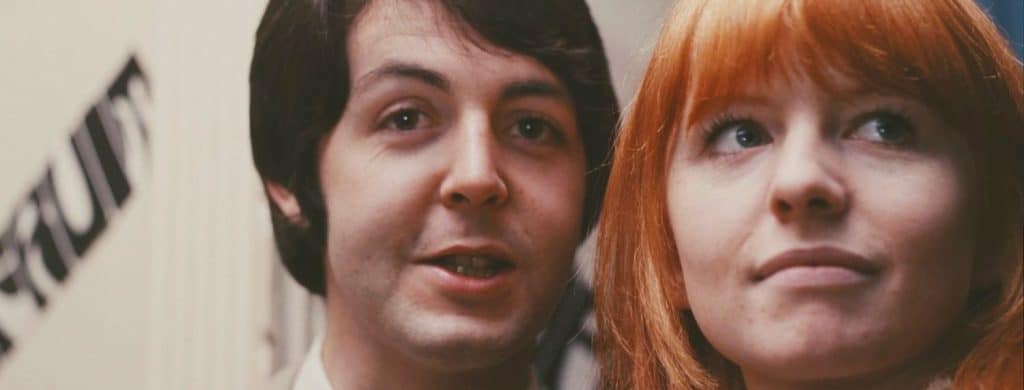La petite amie de Paul McCartney a déclaré que la façon dont il se comportait avec ses fans était "égoïste" et "peu sûre d'elle".