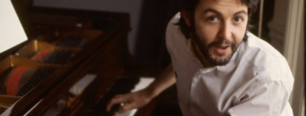 PAUL MCCARTNEY EXPLIQUE POURQUOI 'LET IT BE' DES BEATLES EST UNE CHANSON POUR PIANO