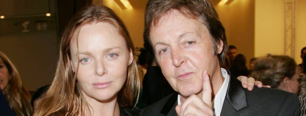 La fille de Paul McCartney dit avoir passé son enfance à regarder son père se remettre des Beatles