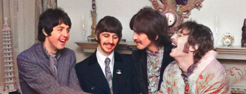 George Harrison a déclaré qu'il était dans "un autre monde" pendant que les Beatles enregistraient "Sgt. Pepper" et "Magical Mystery Tour".