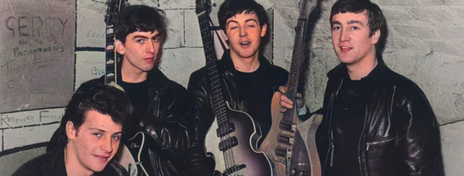 Le premier manager des Beatles était persuadé que John Lennon les ferait arrêter avant leur résidence en Allemagne