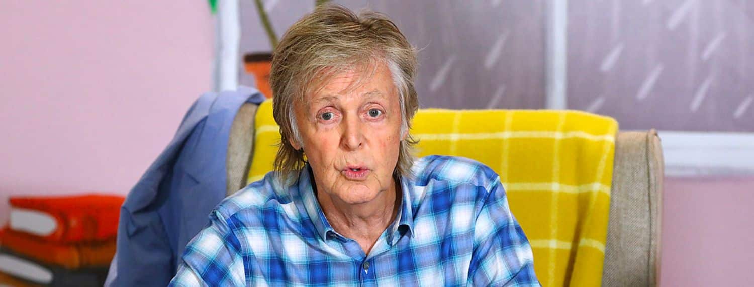 Paul McCartney a été rejeté d'un club alors qu'il portait un déguisement.