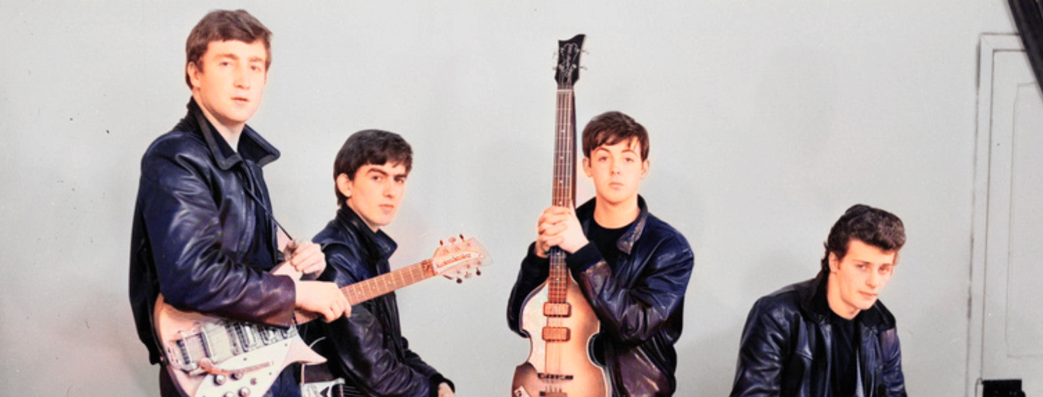 John Lennon a reconnu que les Beatles étaient des "lâches" pour avoir licencié le batteur Pete Best.