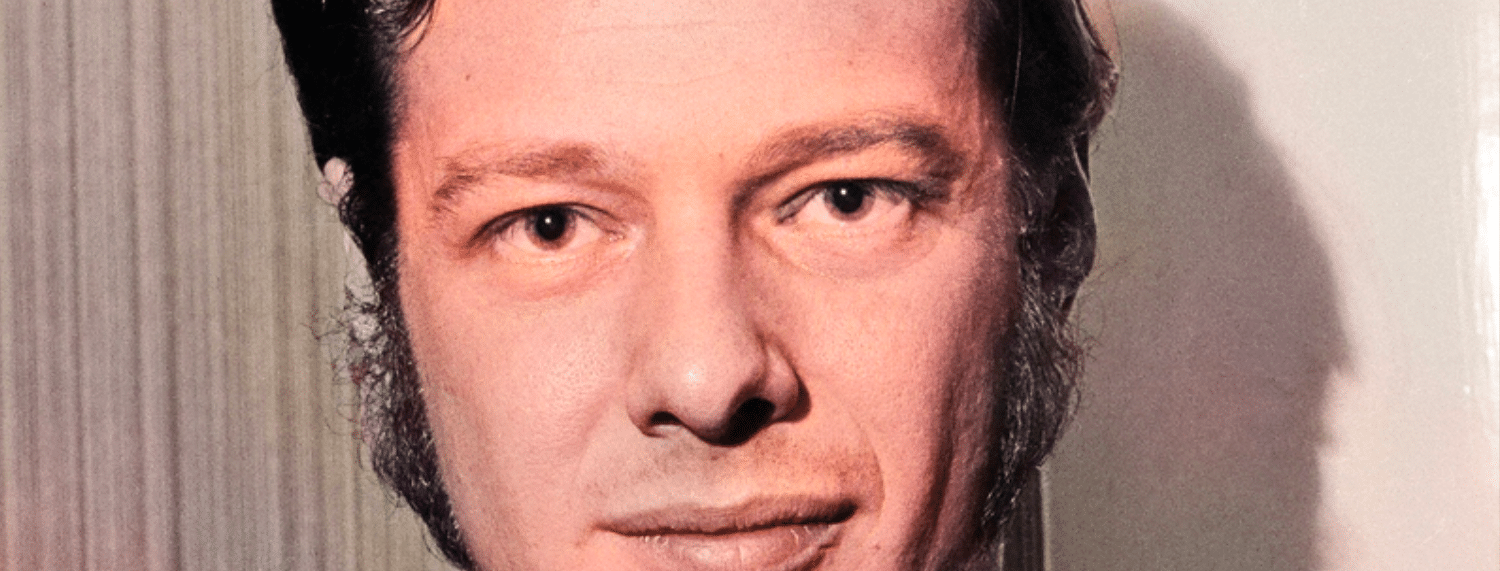 Pourquoi John Lennon a chanté une chanson d'amour au manager des Beatles