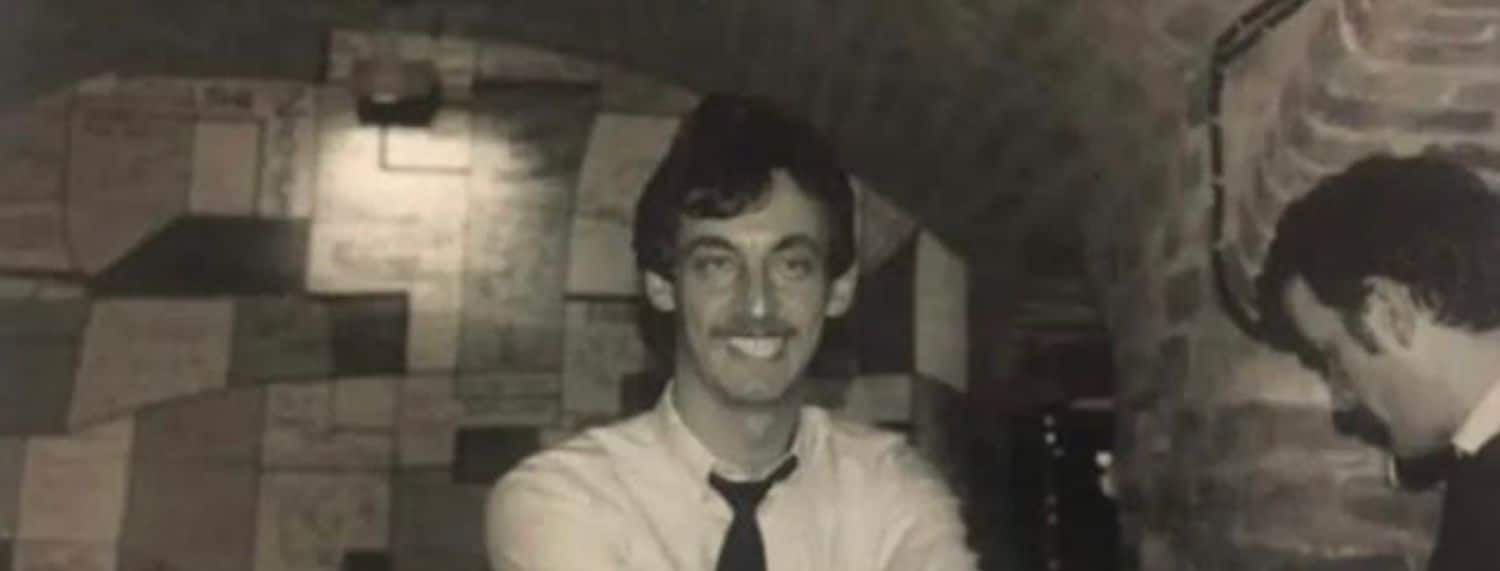 RON JONES, CO-FONDATEUR DE CAVERN CITY TOURS Ltd, EST DÉCÉDÉ