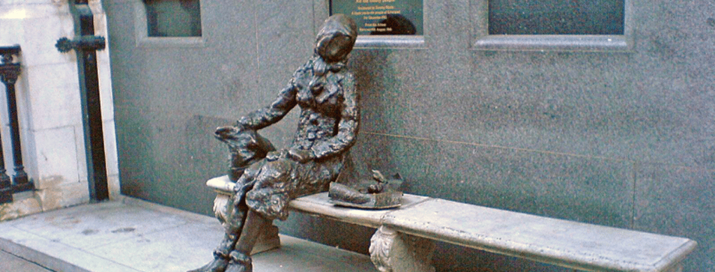 Les Beatles : La statue Eleanor Rigby de Liverpool a été endommagée accidentellement - conseil municipal