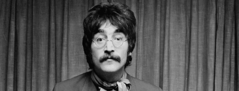 1 La chanson de John Lennon a été inspirée par "un sentiment écrasant de perte".