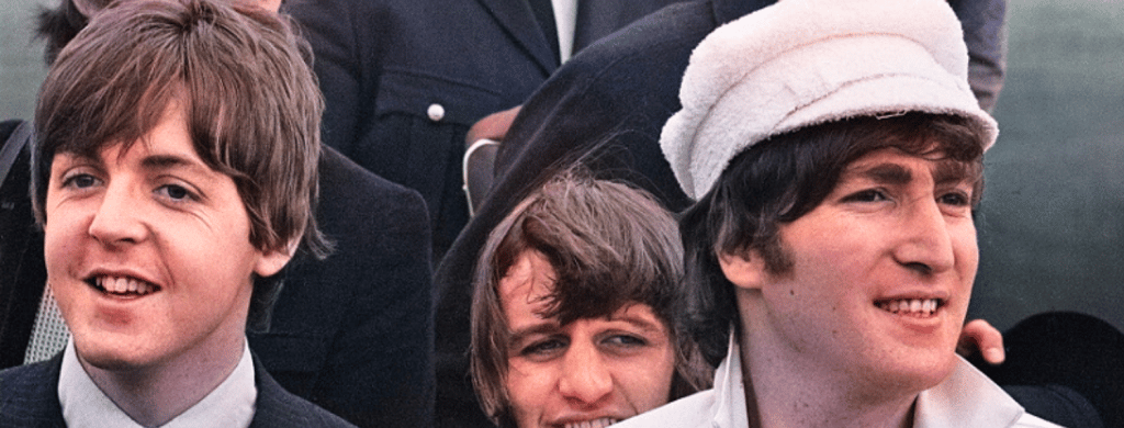 Paul McCartney a déclaré que John Lennon "détestait les comédies musicales" et qu'il en a quitté une une fois.