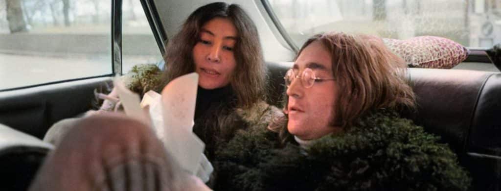 Yoko Ono était "totalement naïve" à propos de sa relation avec John Lennon.