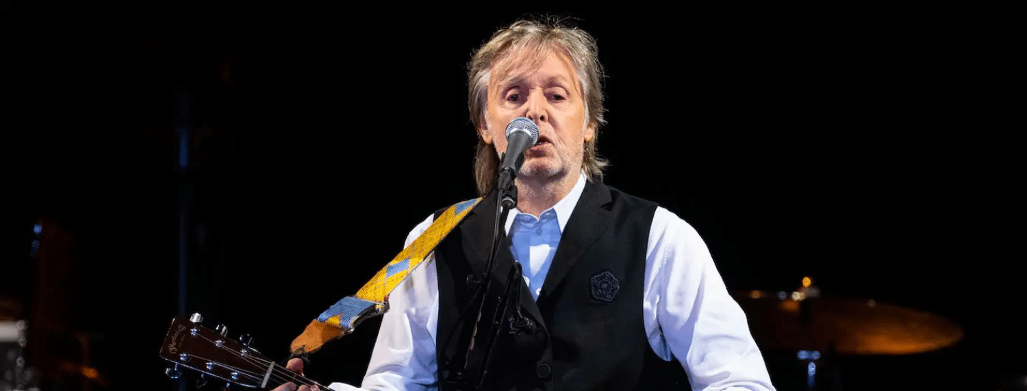 Paul McCartney annonce la publication d'un livre de photographies intitulé "1964 : Eyes of the Storm' (1964 : les yeux de la tempête)