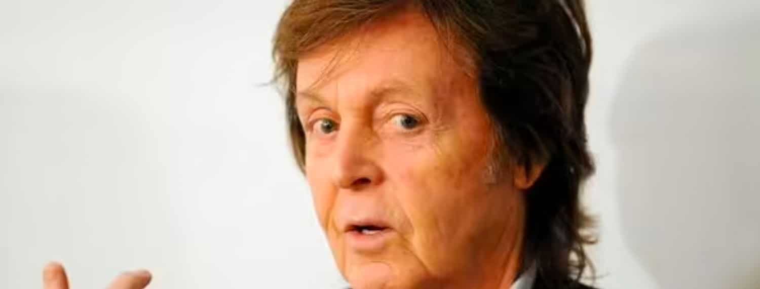 Ringo Starr a subi une colère " hostile " de Paul McCartney au sujet de l'album des Beatles.
