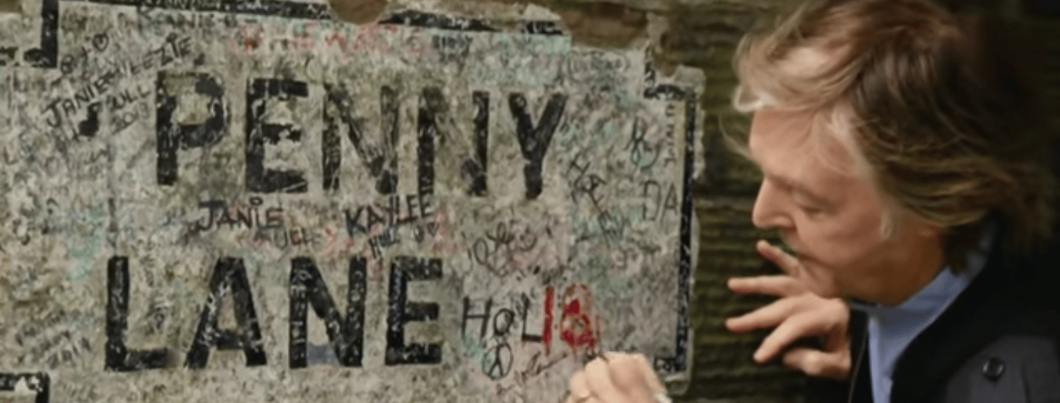 Paul McCartney a déclaré que la chanson des Beatles "Penny Lane" a été inspirée par l'attente d'un bus sous la pluie.