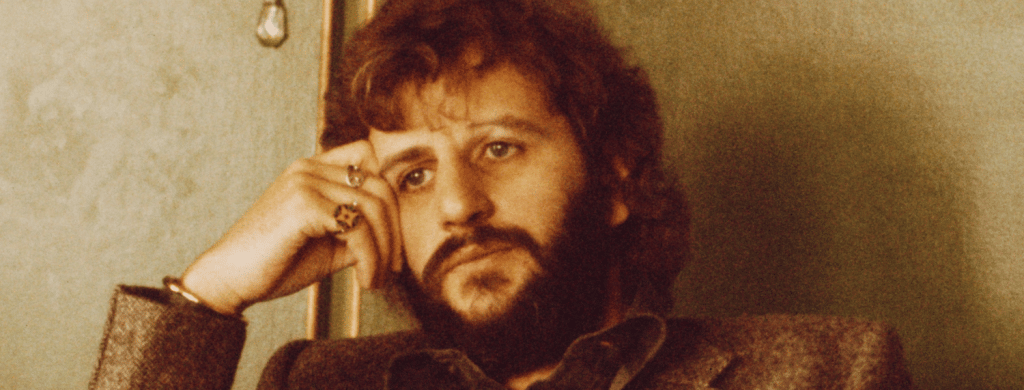 Un éditorialiste a utilisé la chanson "You're Sixteen" de Ringo Starr pour défendre Roy Moore.