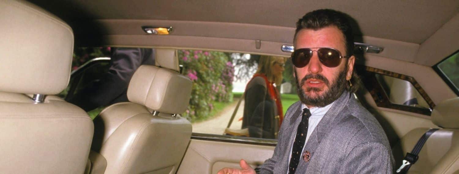 Les Beatles ont rendu Ringo Starr si riche qu'il pouvait se permettre d'avoir une théorie folle sur son argent.