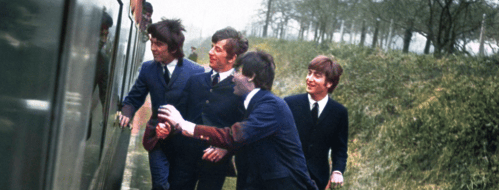 George Harrison était le seul Beatle qui pouvait supporter de regarder "A Hard Day's Night" : "Cela les embarrasse".