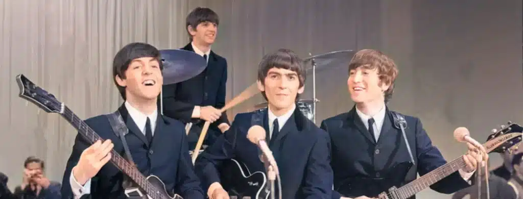 Le message qu'Elvis Presley a partagé avec les Beatles lors de leur première apparition télévisée en direct aux États-Unis