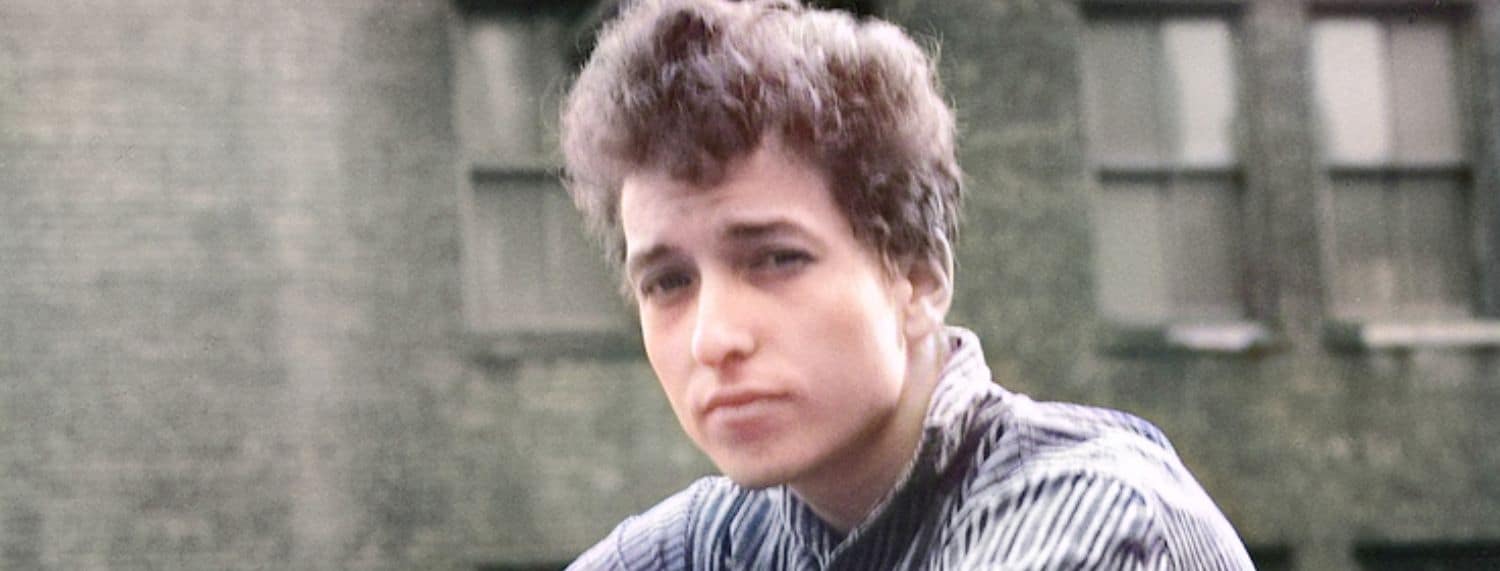 Quand Bob Dylan a montré de la marijuana aux Beatles, ils en ont fumé presque trop : C'était hilarant