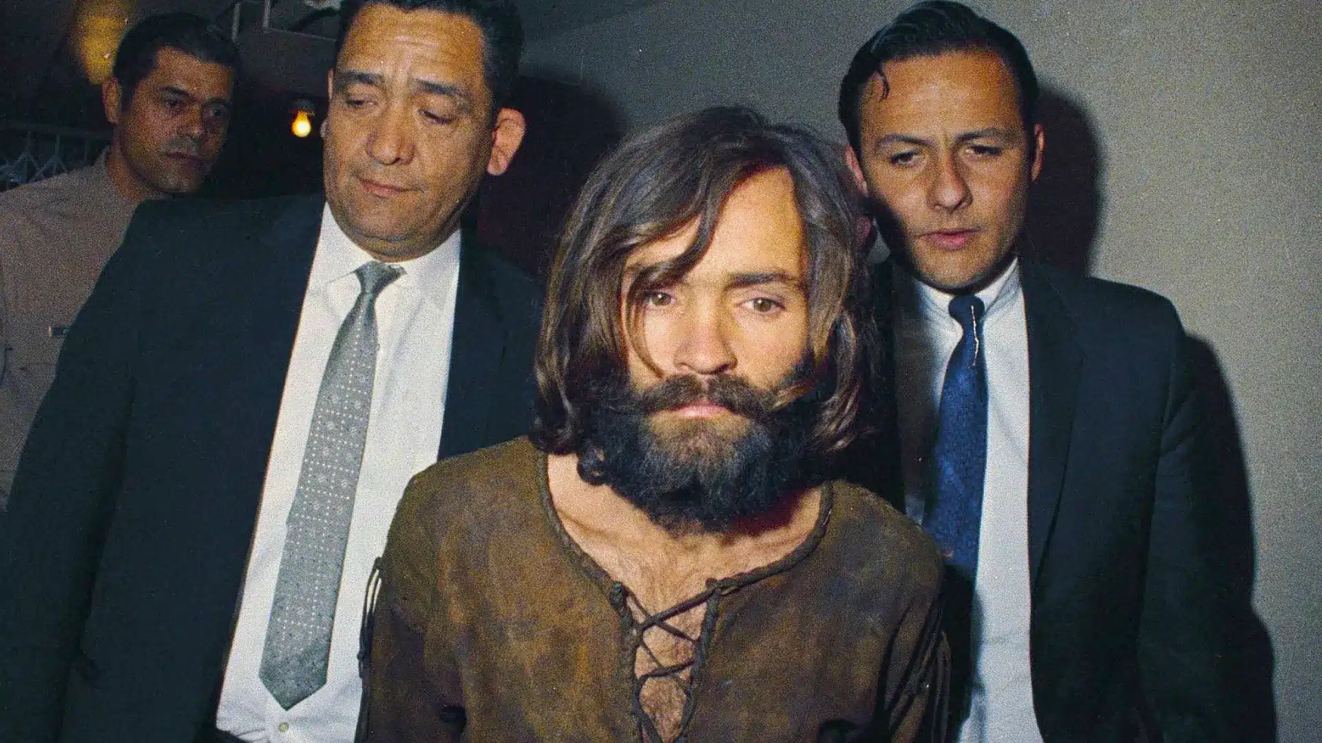 John Lennon : "Charles Manson était fou comme n'importe quel autre fan des Beatles qui lit du mysticisme".