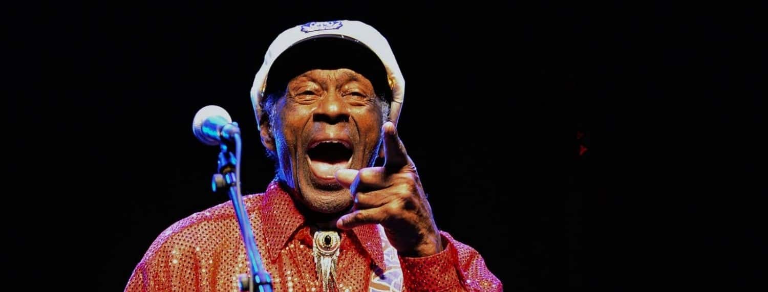Paul McCartney a admis avoir volé à Chuck Berry le riff de la chanson des Beatles "I Saw Her Standing There".