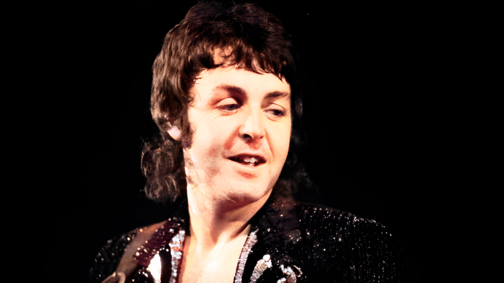 La parole de "Hi, Hi, Hi" que Paul McCartney admet être "insolente".