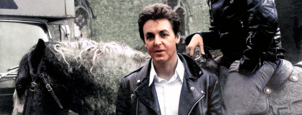 Paul McCartney pense qu'il a fumé trop de "Wacky Baccy" pendant l'enregistrement de "Back to the Egg" au château de Lympne.