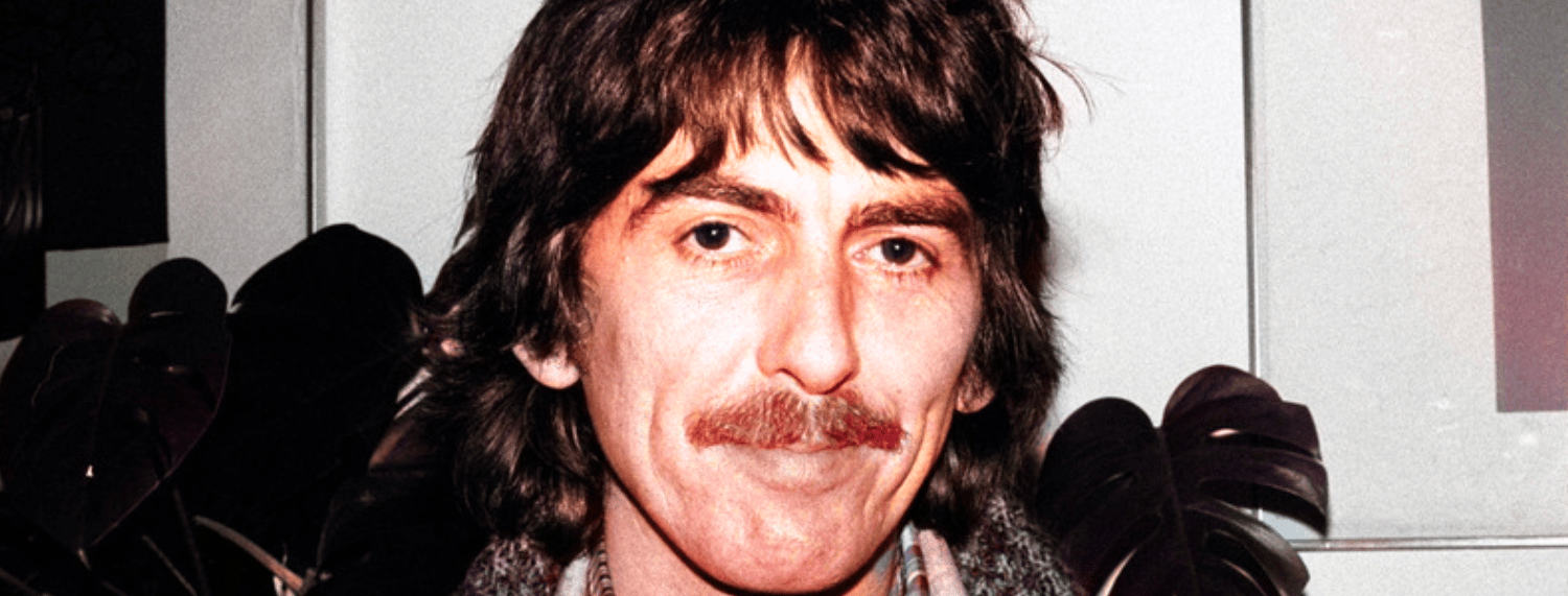 George Harrison a jeté un scotch et un coca sur un journaliste.