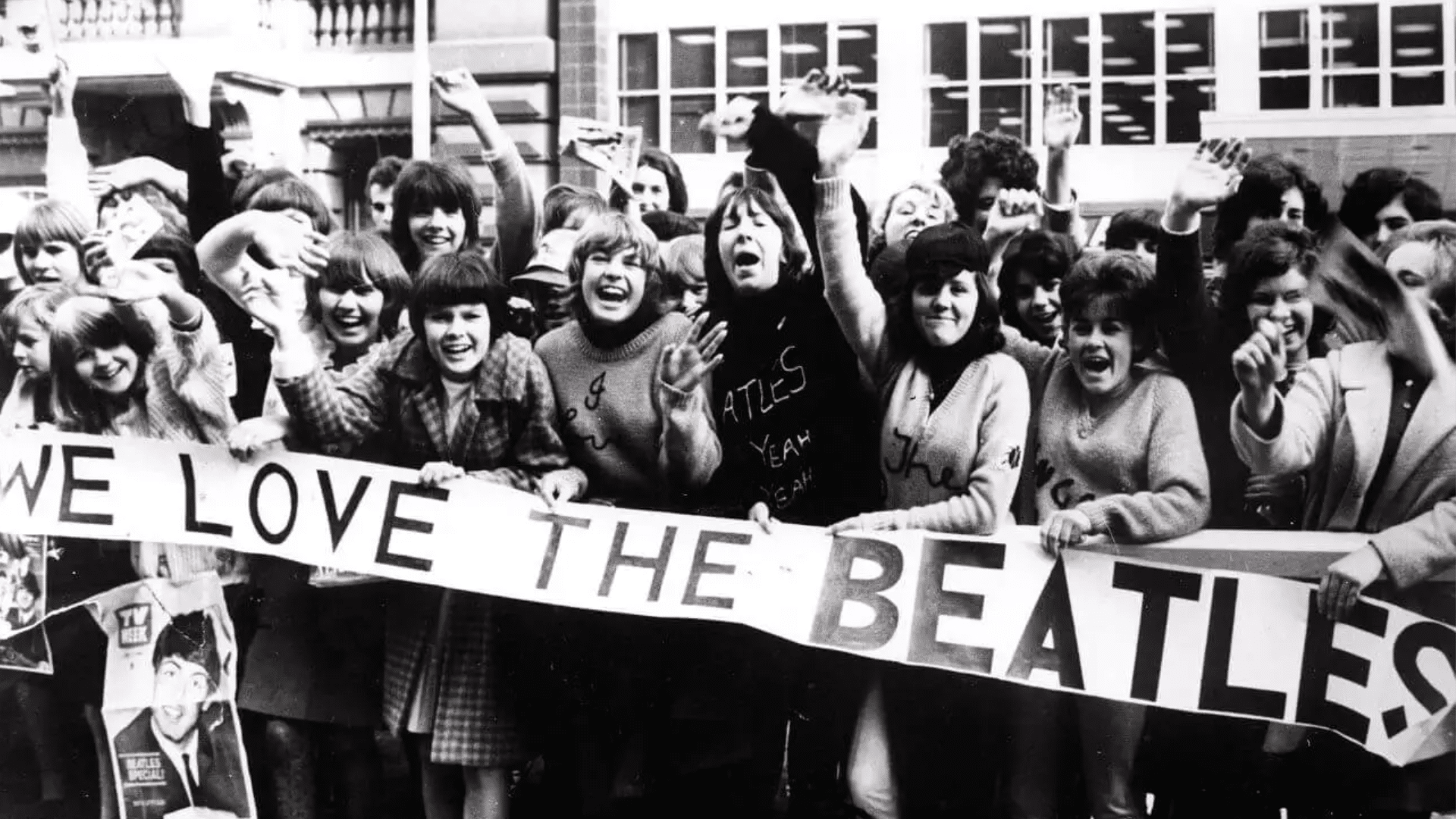 Fans des Beatles s'introduisant dans les maisons du groupe