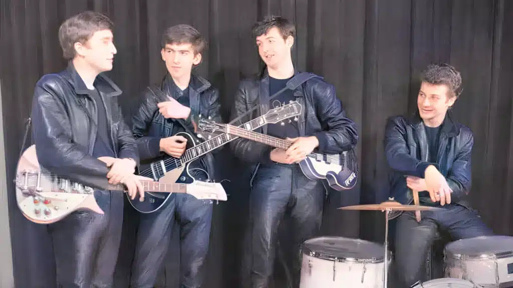 Écoutez le jeu de batterie isolé du batteur original des Beatles, Pete Best.