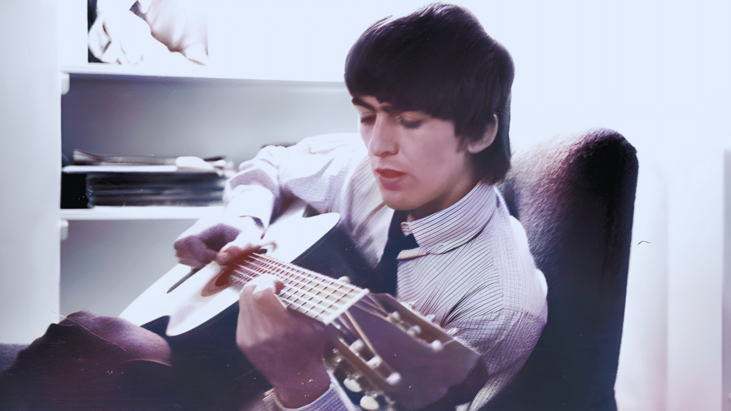 George Harrison souriant, moments d'autodérision