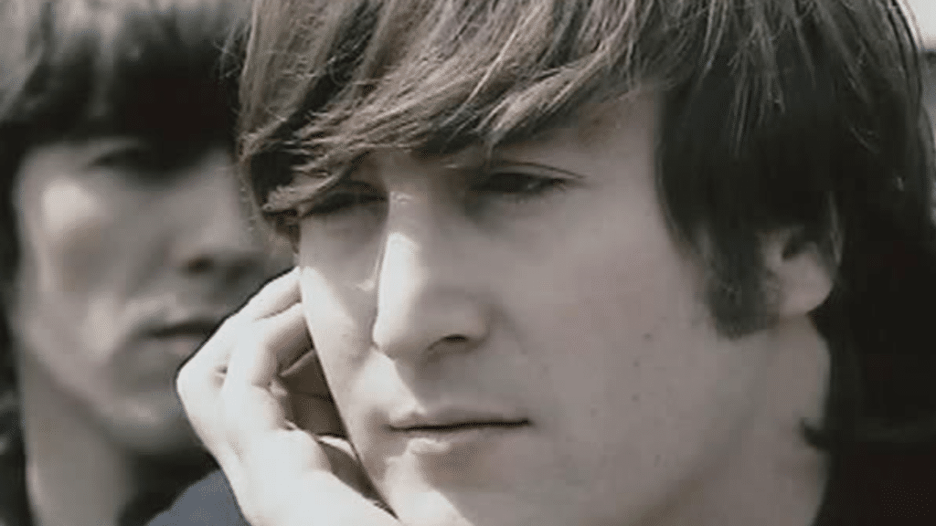 La phrase que John Lennon aurait utilisée pour remonter le moral des Beatles.
