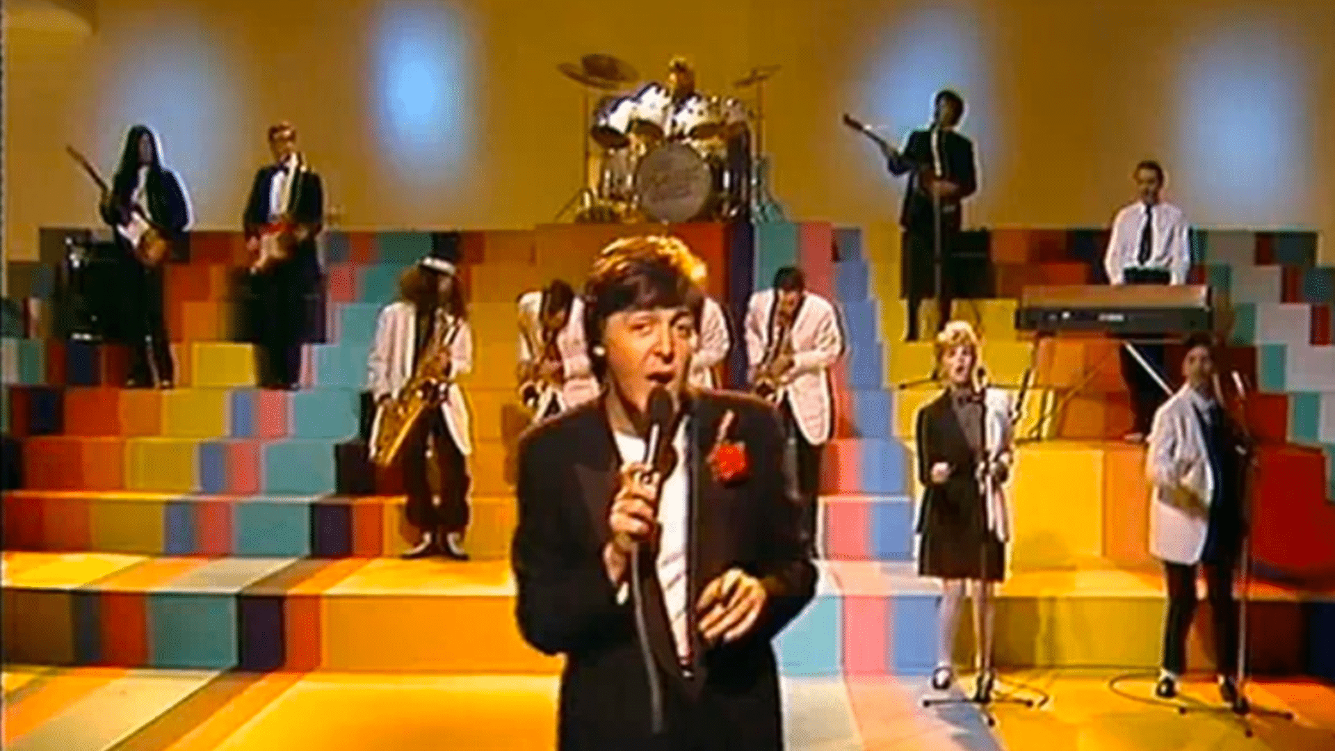 Paul McCartney a dit que "Coming Up" pourrait être mis à jour.