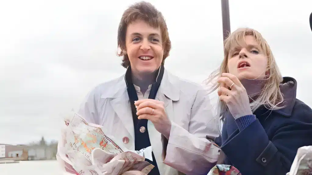 Paul McCartney n'est pas d'accord avec les fans qui pensent qu'un morceau de "London Town" est "Lennon-esque".