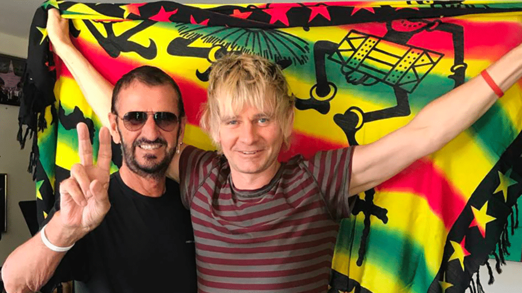 Ringo Starr a failli s'évanouir en apprenant le mariage de son fils