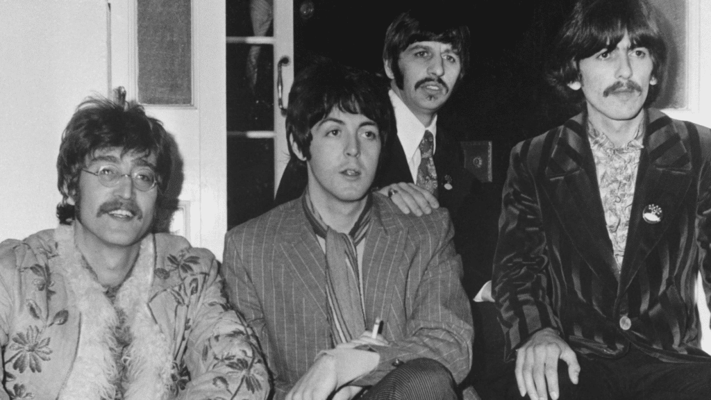 Les Beatles : Come Together et Something sur scène