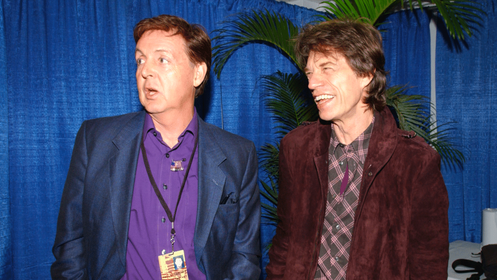 Les Beatles et les Rolling Stones envisageant une fusion pour un studio d'enregistrement