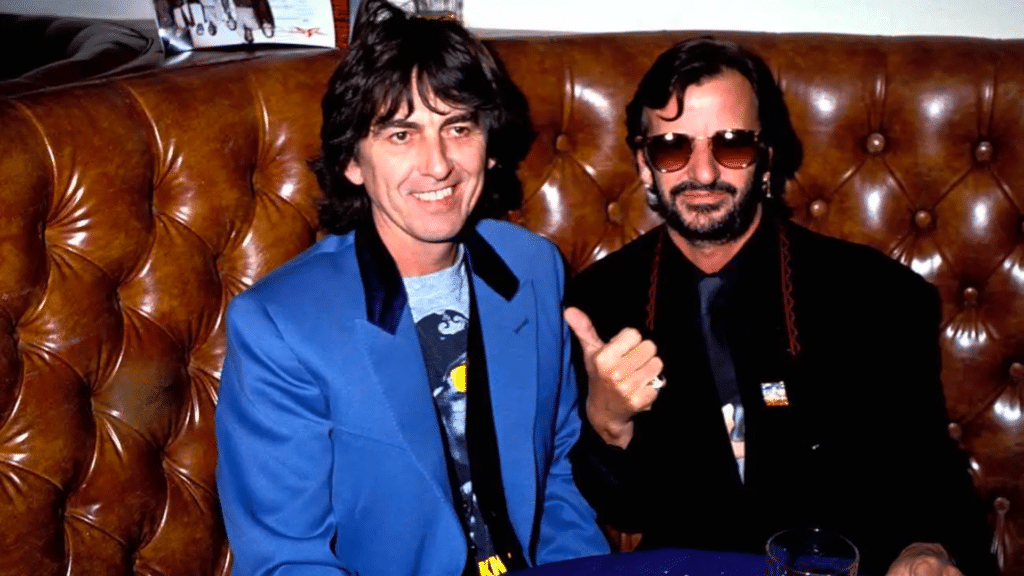 George Harrison et Ringo Starr, partenaires musicaux au sein des Beatles et au-delà