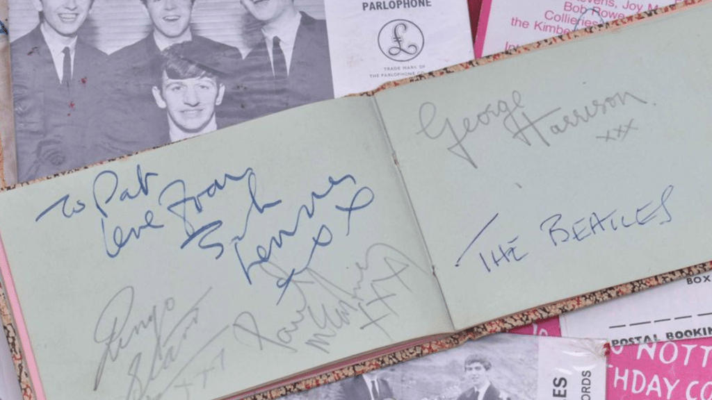 Autographes et Photos Rares des Beatles en Enchères à Lichfield