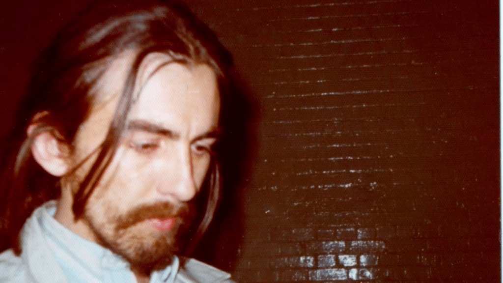 George Harrison sur 'Magical Mystery Tour' : Un projet 'fragile' mais utile pour les Beatles | Histoire des Beatles