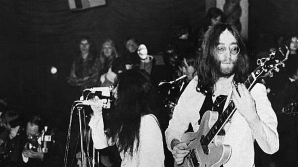John Lennon et les objectifs du Plastic Ono Band