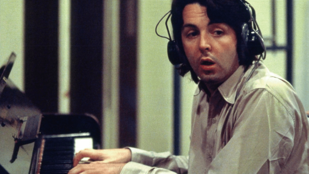 Paul McCartney expliquant l'utilisation du mot pataphysique