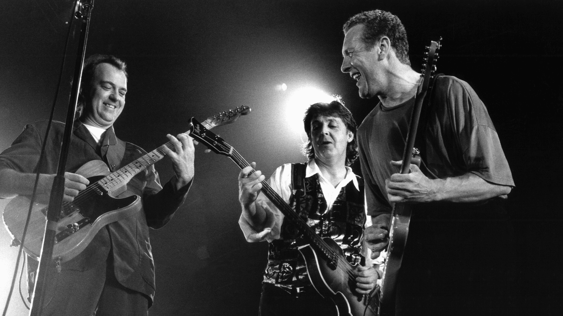 Comment Robbie McIntosh est devenu le guitariste attitré de Paul McCartney, John Mayer et d'autres musiciens