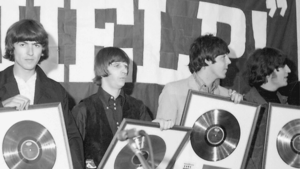 Le mystère du disque le plus rare des Beatles : une chanson de Sinatra introuvable | Beatles & Rock 60s