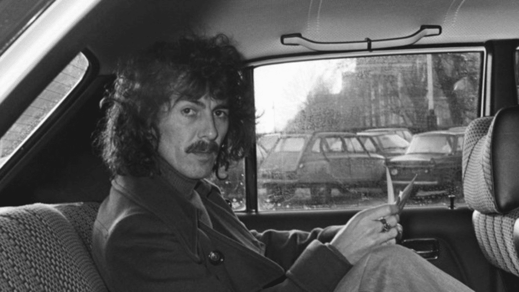George Harrison & Elton John : Quand la célébrité conduit à l'empathie